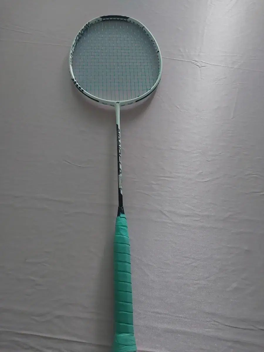 ヨネックス YONEX NANOFLARE₍ナノフ x7 2025 年 4u