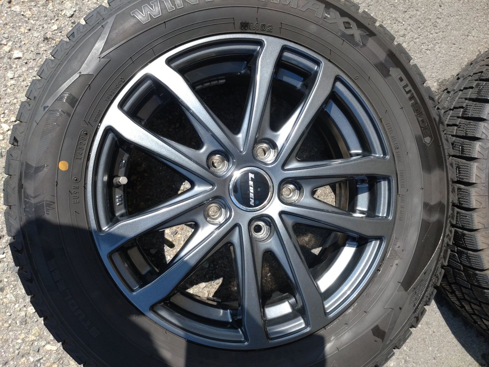 LEBEN スポークホイール 114.3-5H 15×6.0J 53 ＆ダンロップ WINTERMAXX WM02 195 65R15 スタッドレスタイヤホイール4本セット
