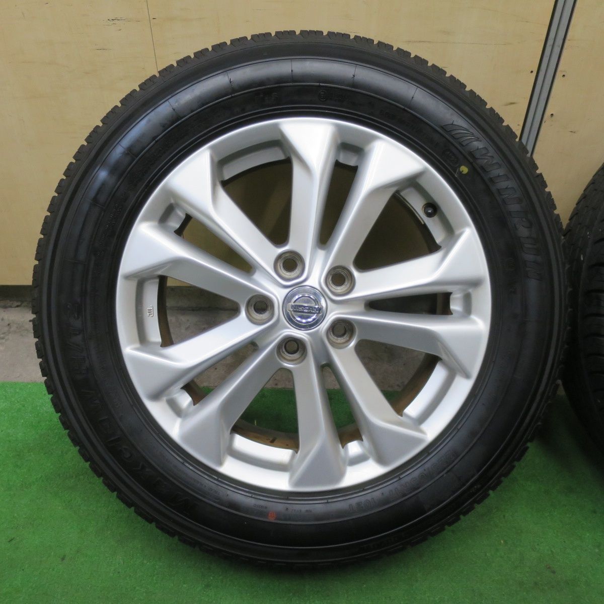 バリ溝 23年 キレイ 9.5分 日産 T32 エクストレイル 純正 225|65R17 ウィンラン Maxclaw H|T2 17インチ PCD114.3|5H 5100101TTノ