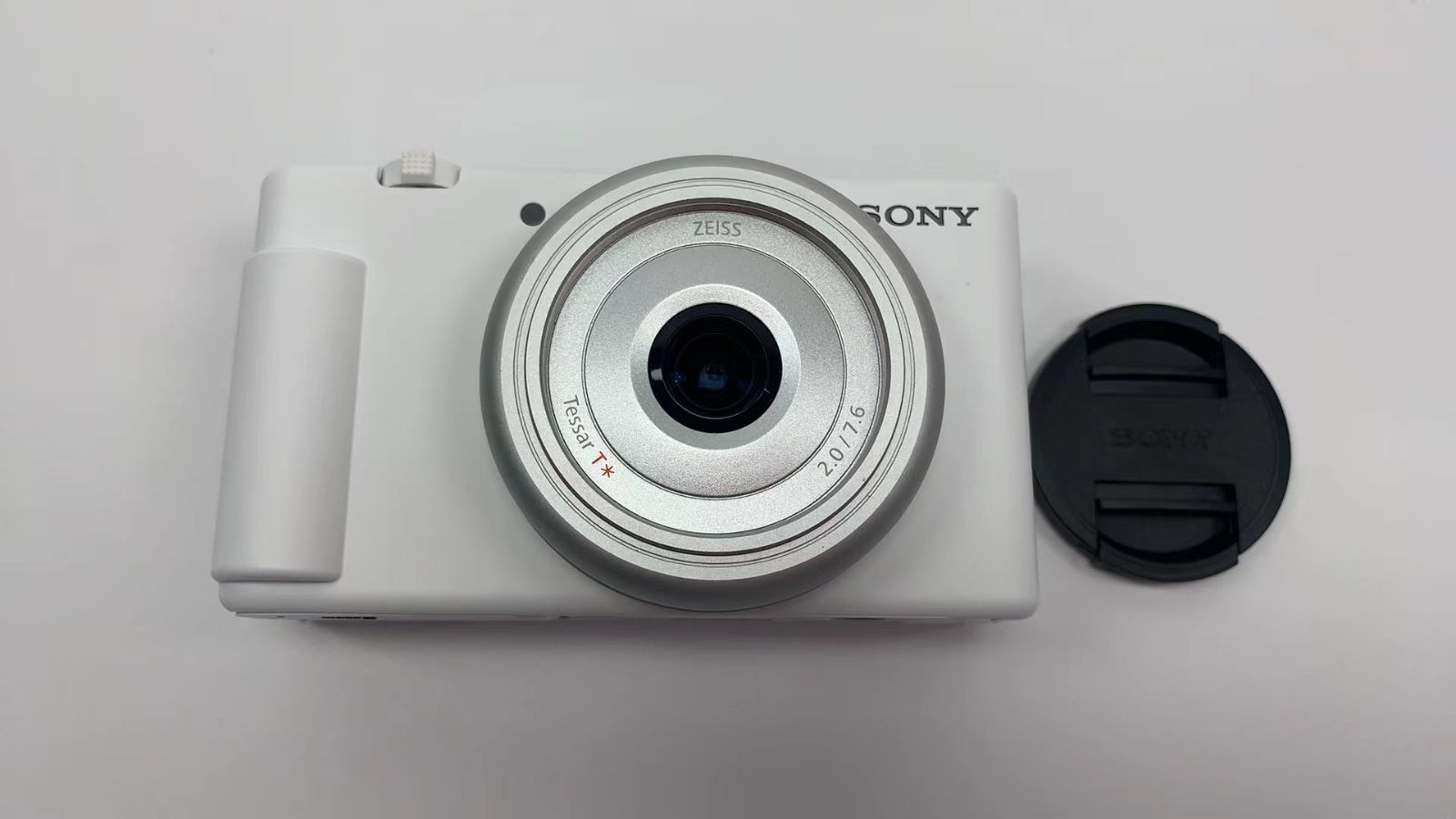 SONY ZV-1 コンパクトデジタルカメラ(128ギガSDカード付き) ソニー