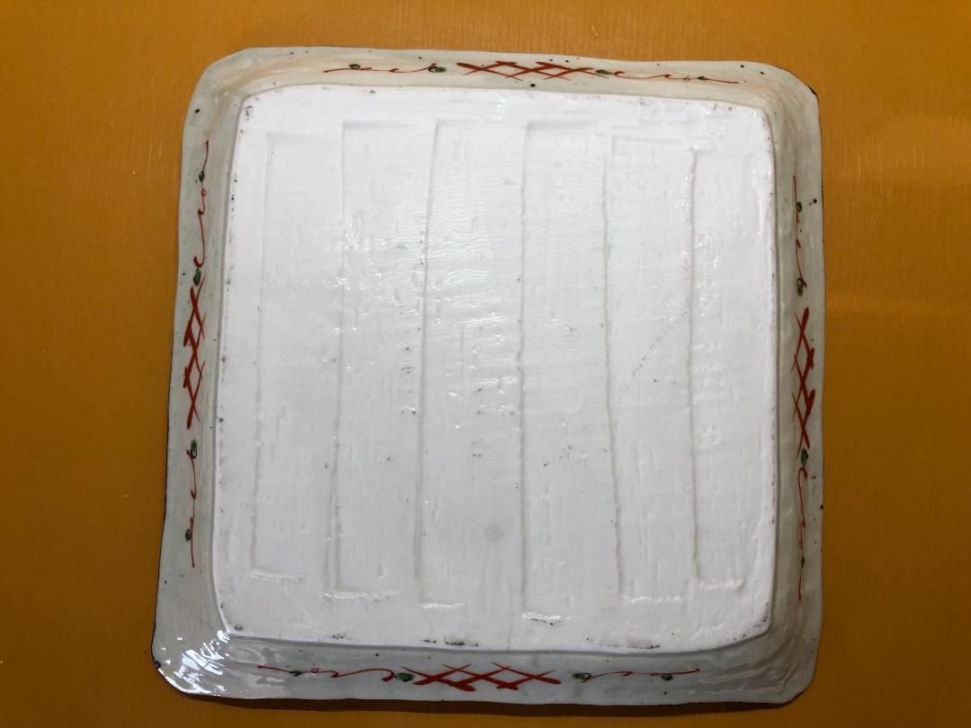 九谷焼手描赤絵兎四角中皿10客※バラ売り・アソート売り可