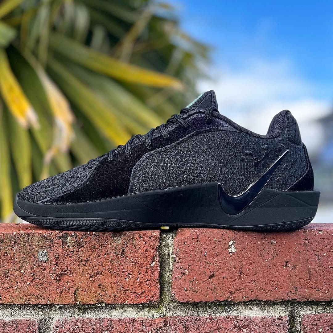 Nike Sabrina 2 Black Label (Women's) - IB3871-001/IB7941-001