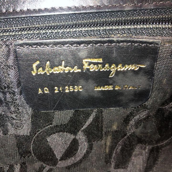 匿名配送✨【美品】Salvatore Ferragamo 商品番号5 - 古物商許可済み