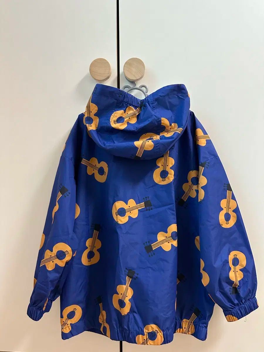 ボボショーズ ウィンドブレーカー