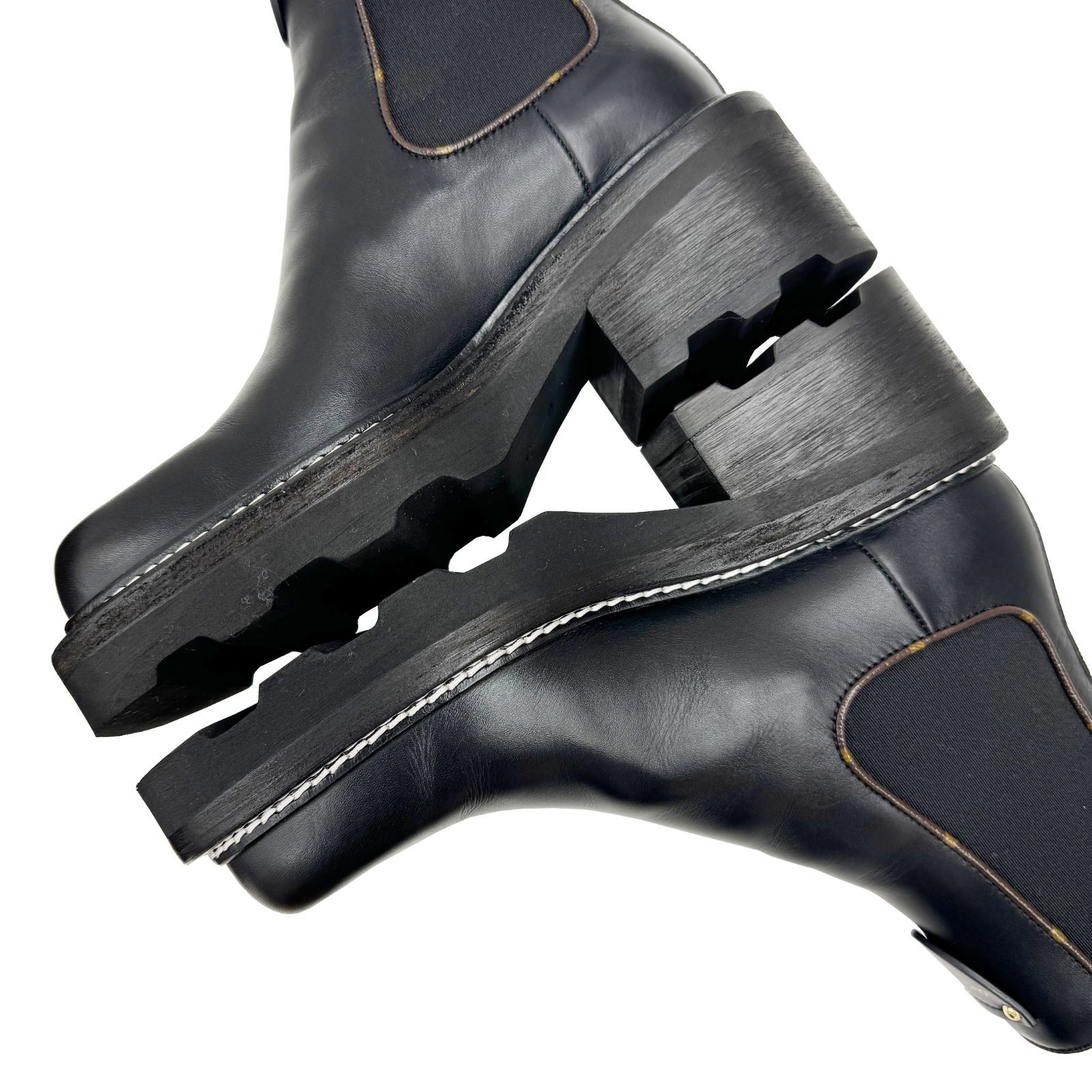 LOUIS VUITTON ルイ ヴィトン LVボブール・ライン アンクルブーツ