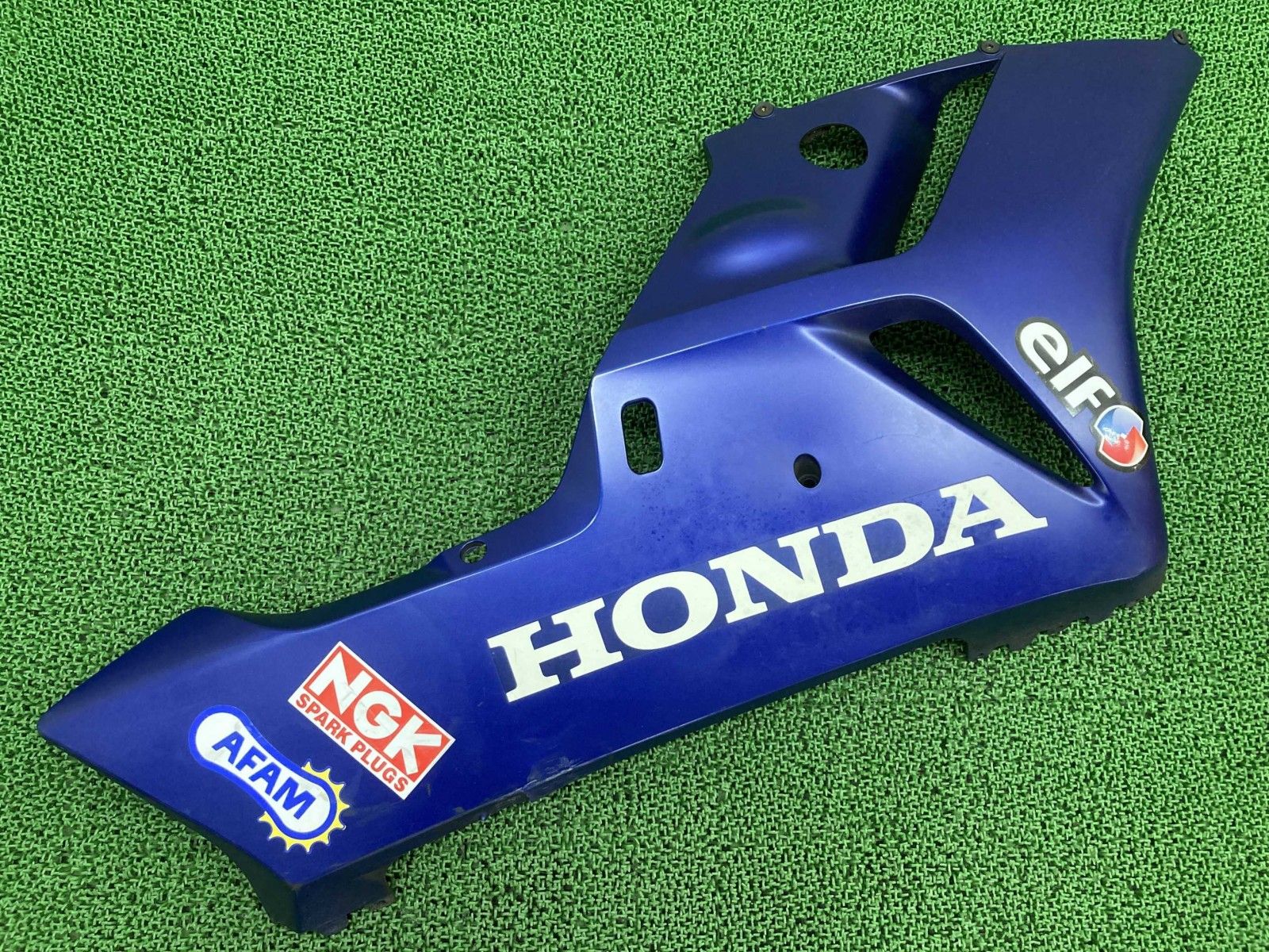 CBR1000RR サイドカウル 右 青M ホンダ 純正 バイク 部品 SC57 アンダーカウル 修復素材やペイント素材に 品薄 品 Io