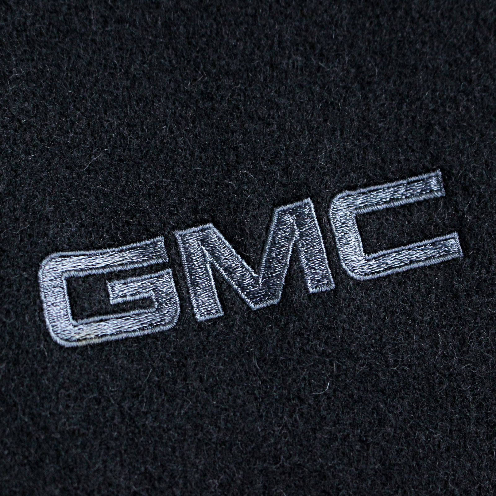 SUMAC】カナダ製 アメ車GMC ロゴ刺しゅう入り 袖革ウール SUMAC】カナダ製 アメ車GMC ロゴ刺しゅう入り 袖革ウール
