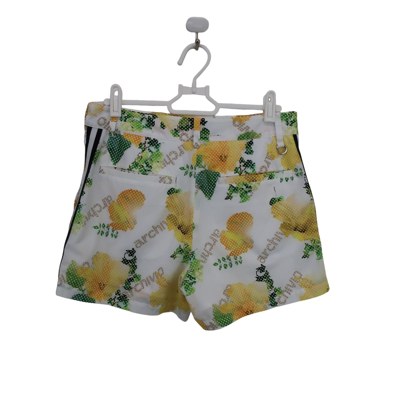 ヌメ革ブラックな遊び心モリモリペイント、大容量スクエアシザーケース