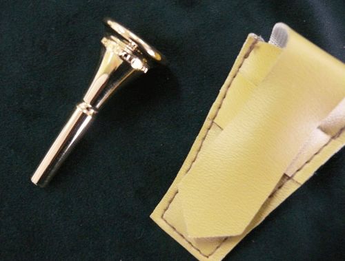 デニスウィック フレンチホルンマウスピース 4885-4 金メッキ仕上げ