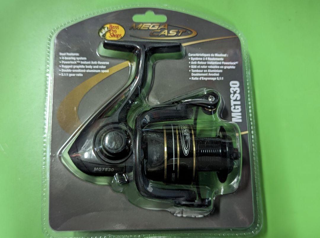 Bass Pro Shops バスプロショップス　リール　アメリカ　日本未発売 日本未発売！ Bass Pro Shops バスプロショップス リール