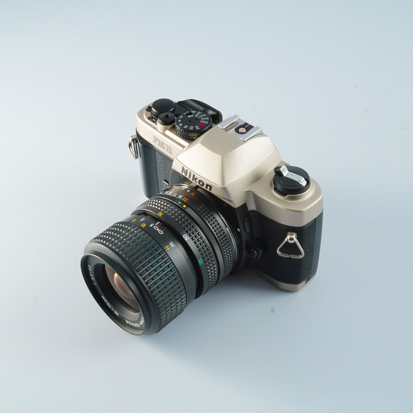 Nikon ニコン