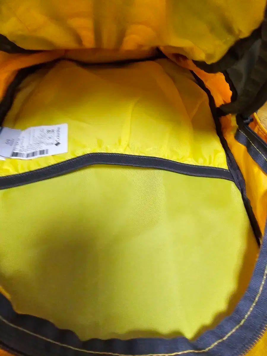 登山リュック 23L