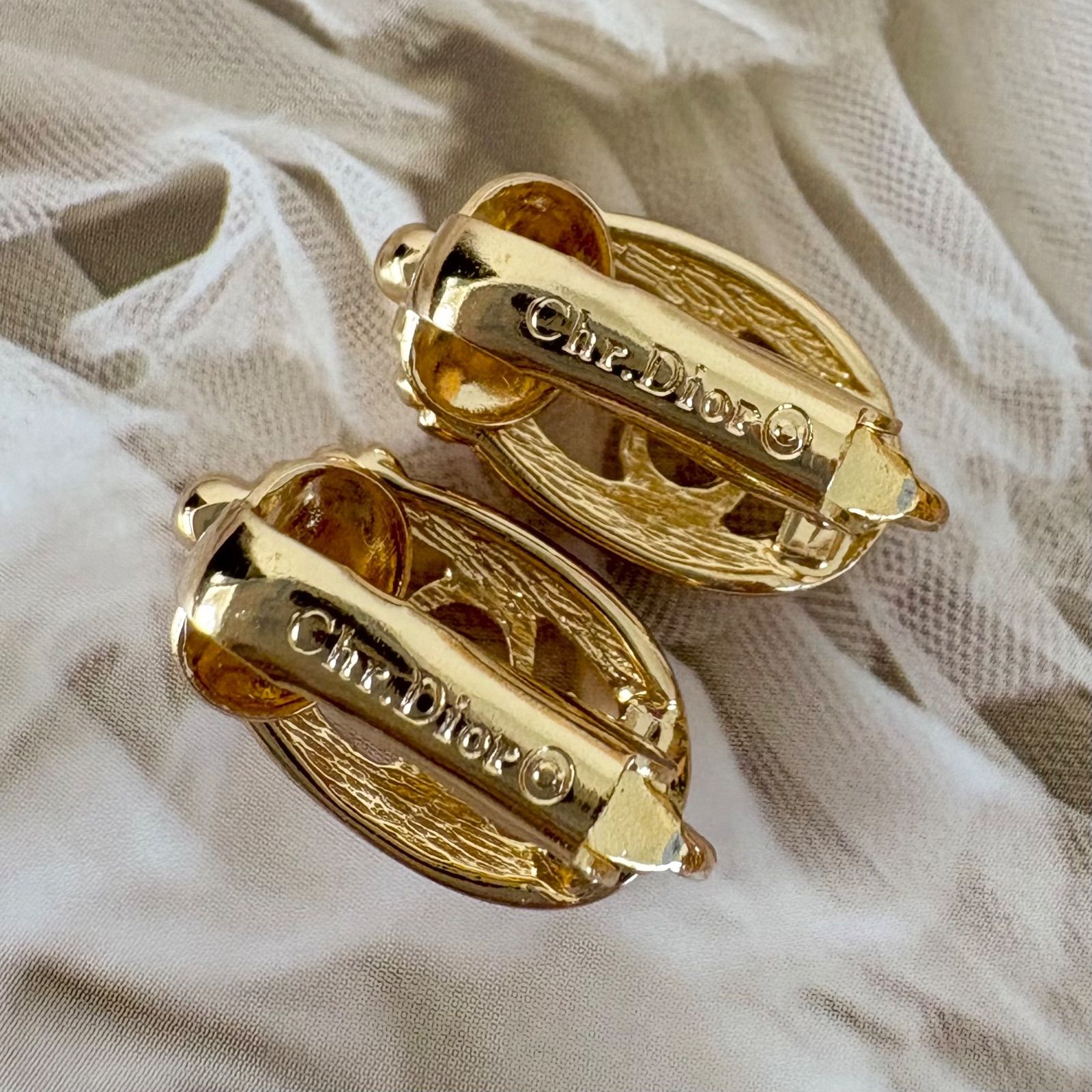 美品】クリスチャンディオール イヤリング ディオールロゴ オーバル 金