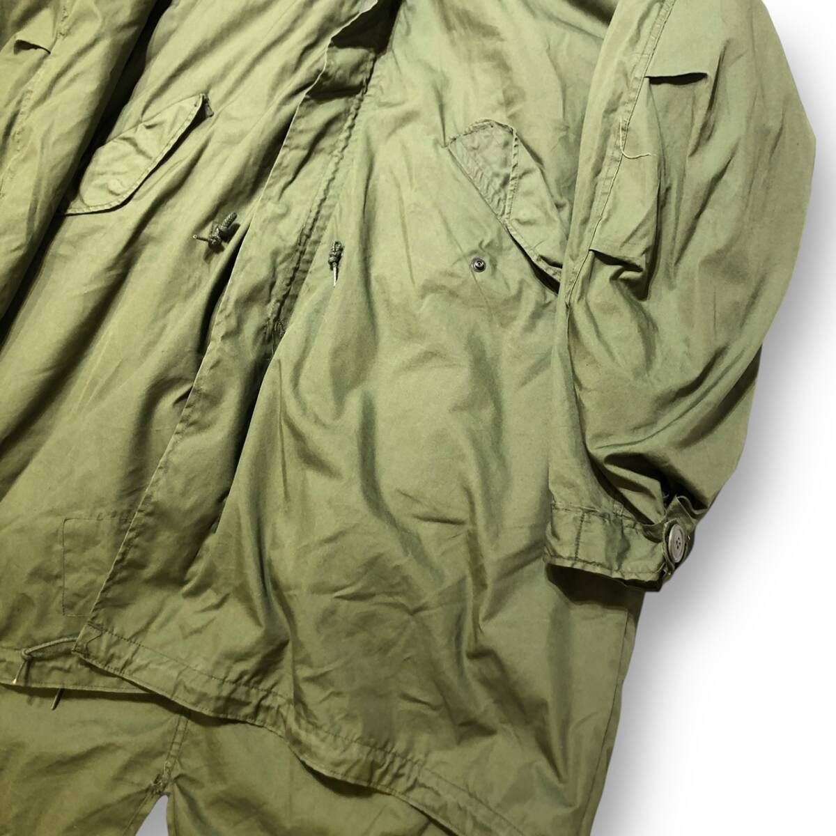 送料無料 70s WYNN INDUSTRIES モッズコート small regular カーキ USARMY 刺繍 ロゴ ミリタリー アウター コマンド コンバット 70s 米軍  キルティングライナー\u0026フード付き M-65 パーカー