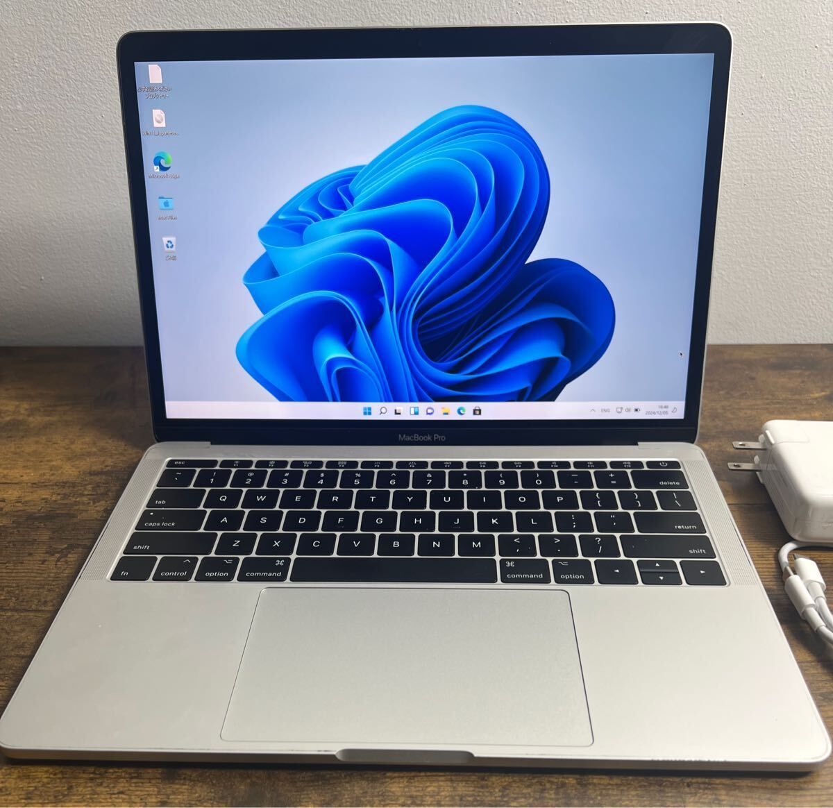 ［美品］Apple MacBook Pro13inch 2017//HW60 美品］Apple MacBook pro 13inch 2017/Core i7 2.5GHz/512GB/16GB