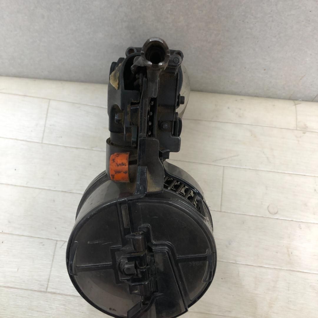 釘打ち機 釘打ち