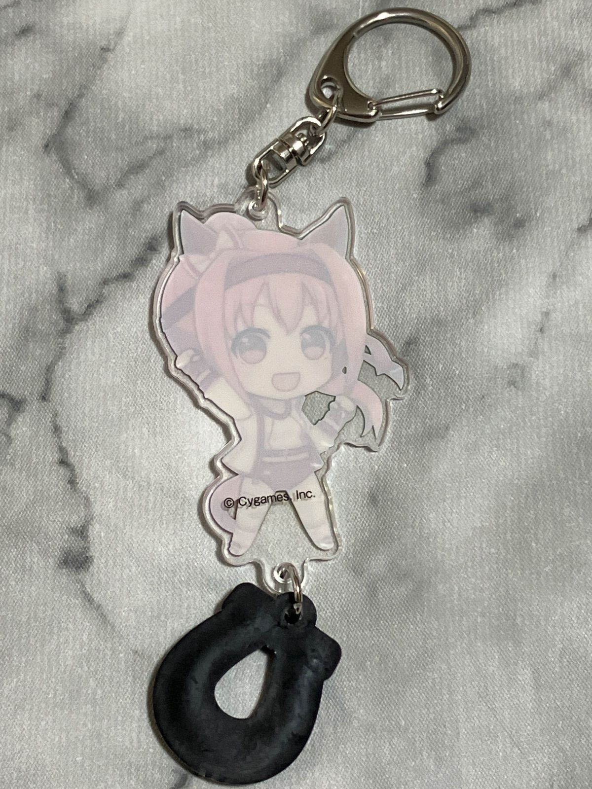 ウマ娘　ハルウララ　ラバー蹄鉄付きアクリルキーホルダー　ハピチャンくじ缶バッジ ウマ娘 ハルウララ ラバー蹄鉄付きアクリルキーホルダー