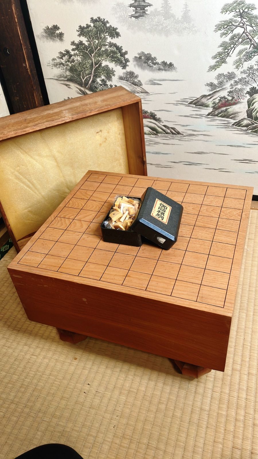 囲碁の台（台の足付き） 本格囲碁セット 基盤 蛤碁石 黒石 脚/へそ