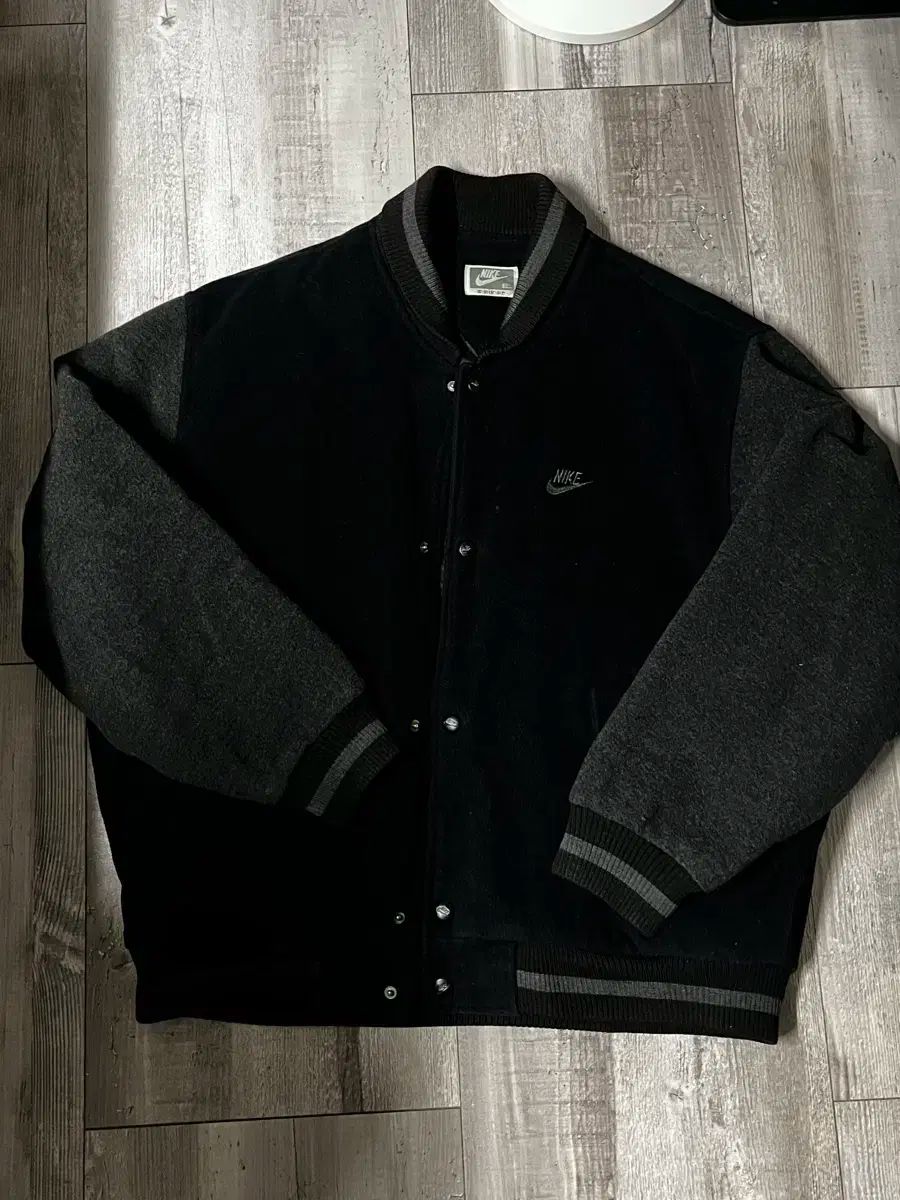 【雷市場（ポンジャン）商品韓国直送】 90s Nike(ナイキ） サムナスポーツ ヴィンテージ バーシティ キルティング ジャケット