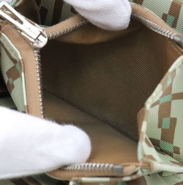 広尾店】エルメス HERMES アザップコンパクト シルクイン 財布