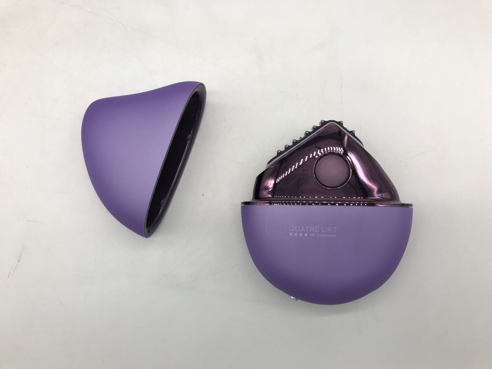 □中古□キャトルリフト QUATRE LIFT 美顔器（5626）【☆38-439