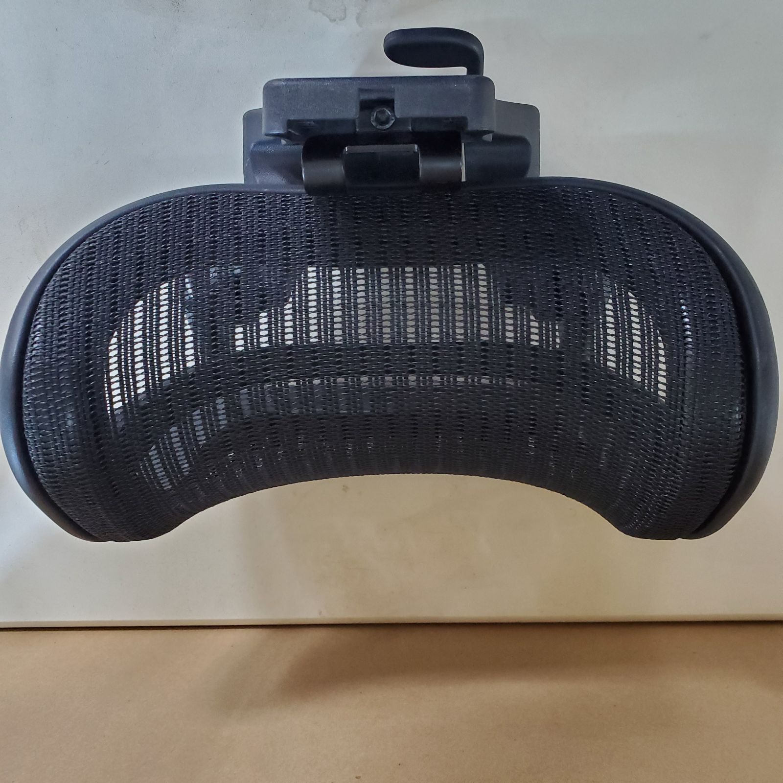 ハーマンミラー アーロンチェア ヘッドレスト MARWIL-DEMENAGEMENTS_CH