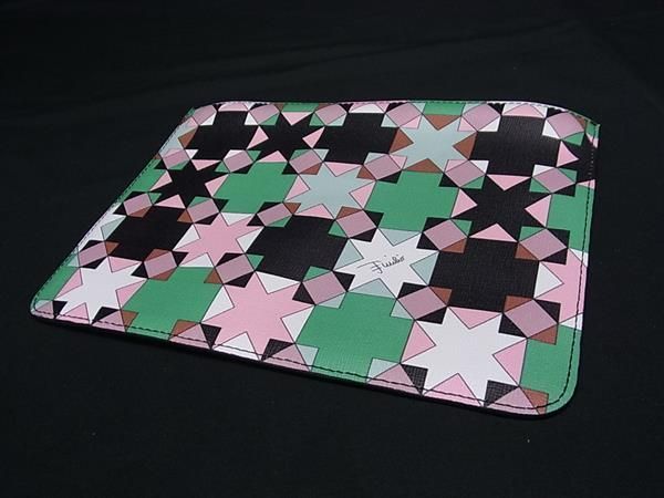 エミリオプッチ☆マルチカラー幾何学模様 キーケース☆新品未使用 エミリオプッチ☆マルチカラー幾何学模様 キーケース☆新品未