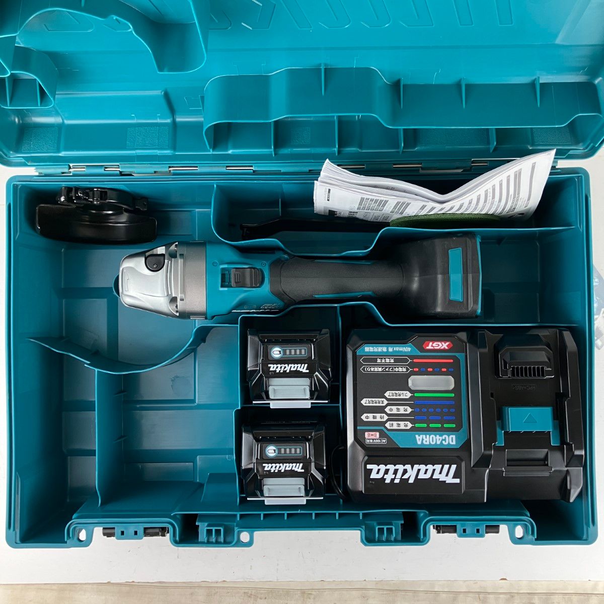 ЗЗMAKITA マキタ 40v 100mm 充電式ディスクグラインダー バッテリーx2 充電器 ケース付 GA001G ブルー