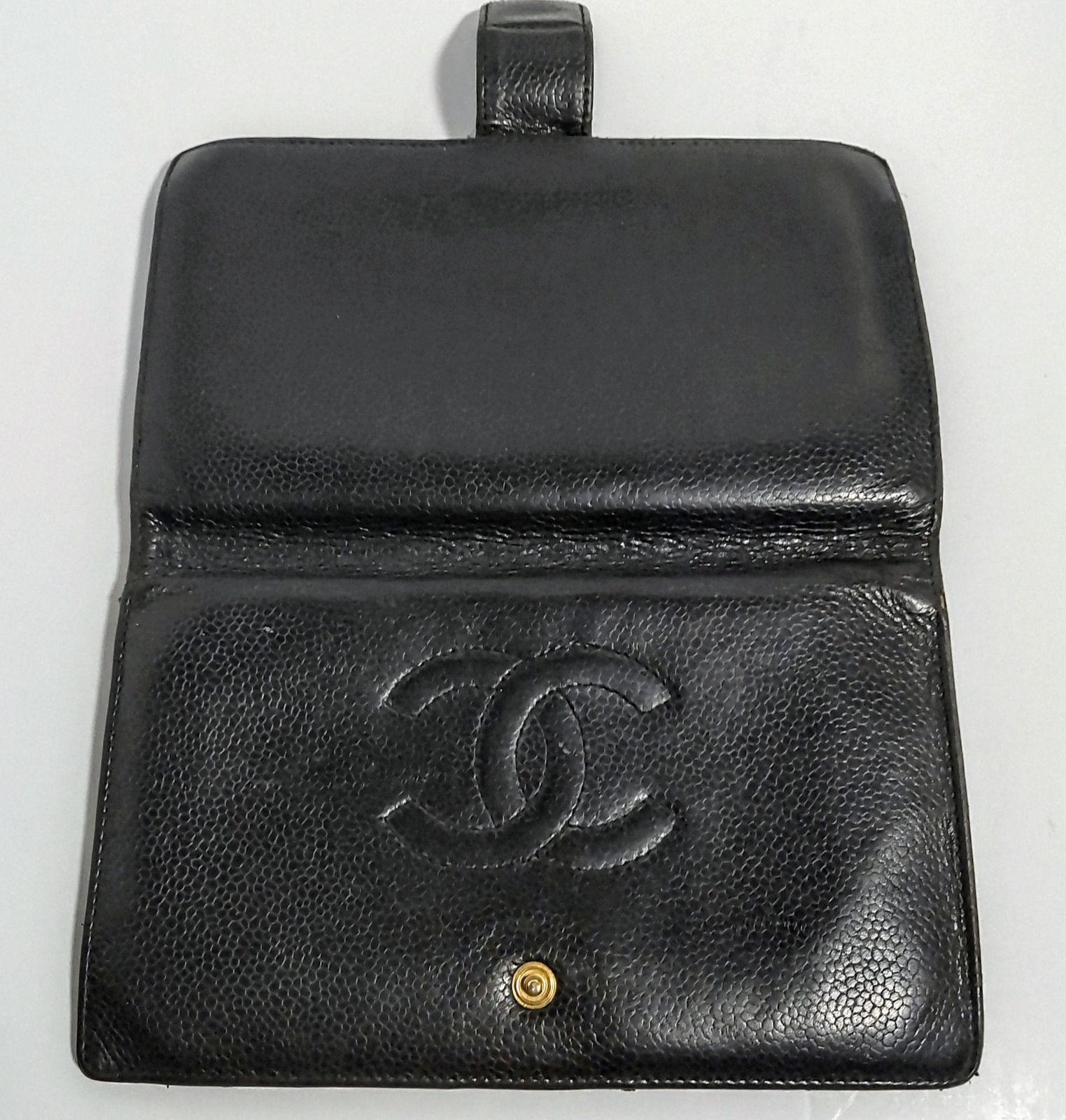 【USED中古品】　CHANEL シャネル 財布 長財布 2つ折り財布 がま口 キャビアスキン ココマーク レディース メンズ 正規品 シリアルあり フォロー割