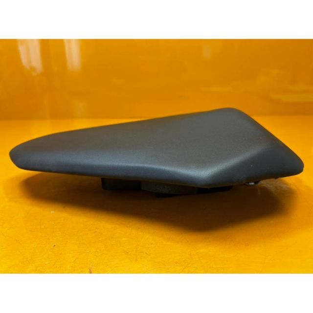 74563 新品？ HONDA ホンダ CBR250RR MC51 純正 リア タンデムシート