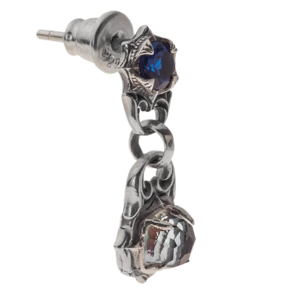 渚ドロップピアス