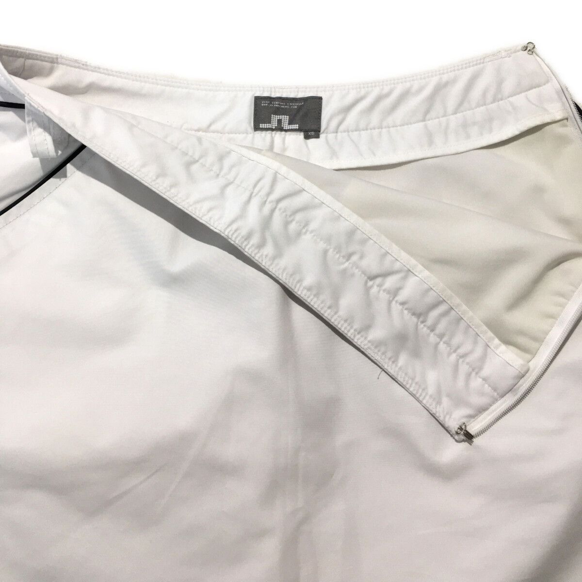 【新品タグ付】J.LINDBERG♪スコート(インナーパンツ一体型)XS 中古 レディース ジェイリンドバーグ J.LINDEBERG スカート XS