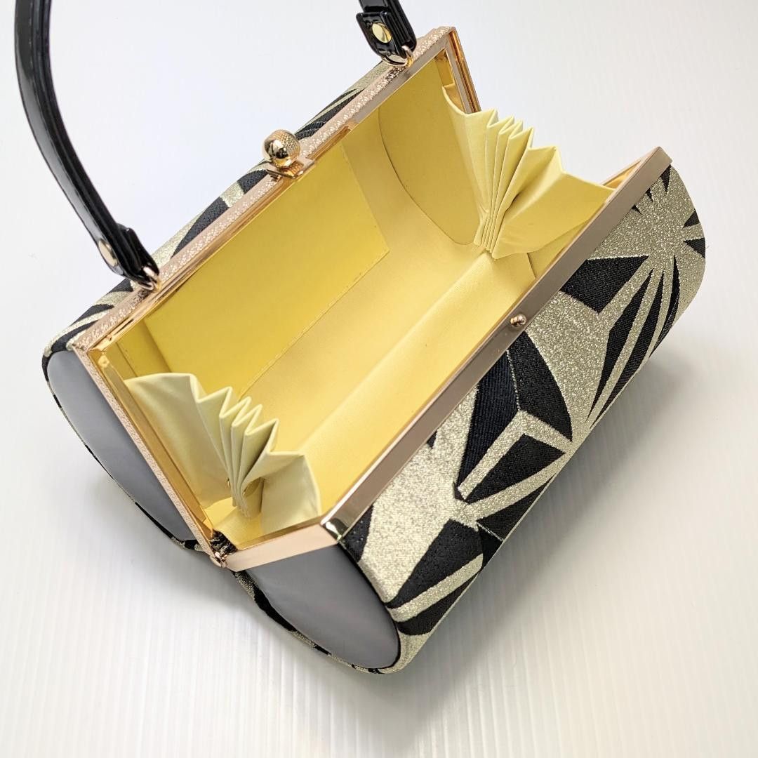 和装 草履バッグセット 帯地 麻の葉 黒×金 3枚芯 フリーサイズ k16-16 和装 草履バッグセット 帯地 麻の葉 黒×金 3枚芯 フリーサイズ