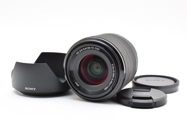 SONY FE 28-70mm F3.5-5.6 OSS SEL2870｜手ブレ補正搭載×フルサイズ対応｜レンズフード付き｜やや使用感あり 全体的にきれいな状態｜日常 旅行 動画撮影に最適な標準ズーム