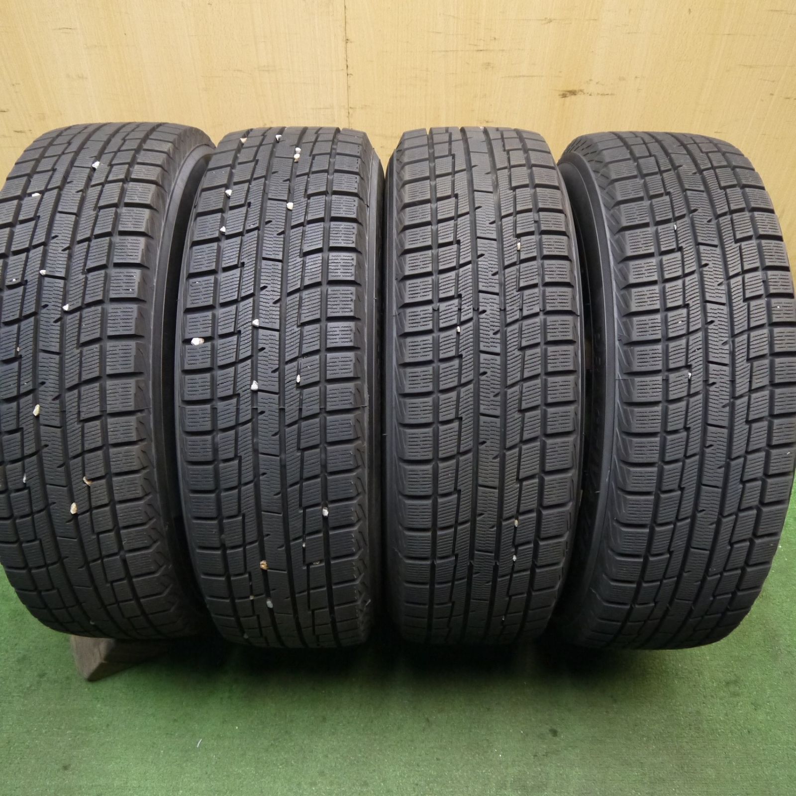 PRACTIVA ICE BP02スタッドレスタイヤ 145/80R13 4本 イエローハット