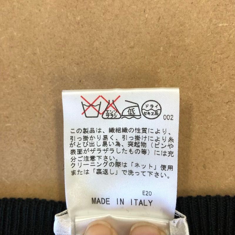 ニット 裾ワンポイント