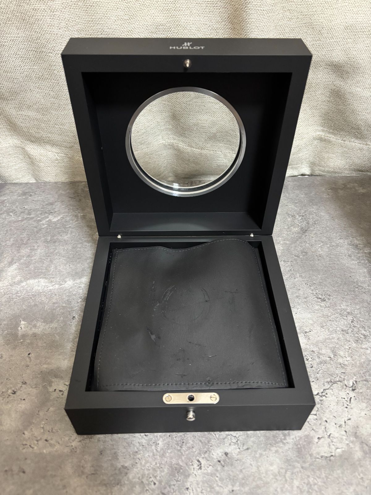 ウブロ HUBLOT 空箱 時計ケース 腕時計 BOX 付属品なし - メルカリ
