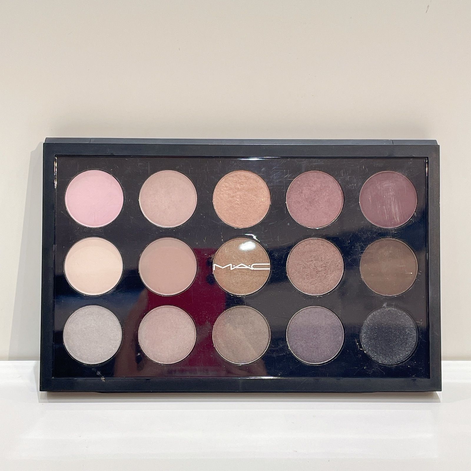 MAC スモールアイシャドウ×15 クールニュートラルアイカラー 試してみた】M・A・C スモール アイシャドウ×15の人気色