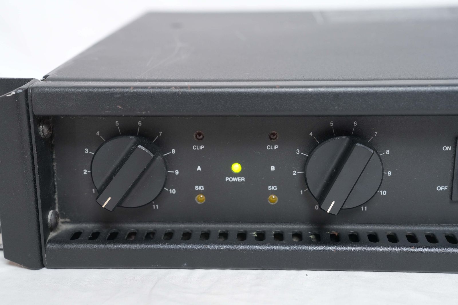 ☆BGW☆performance series1 PA用パワーアンプ MADE IN USA ☆ - メルカリ