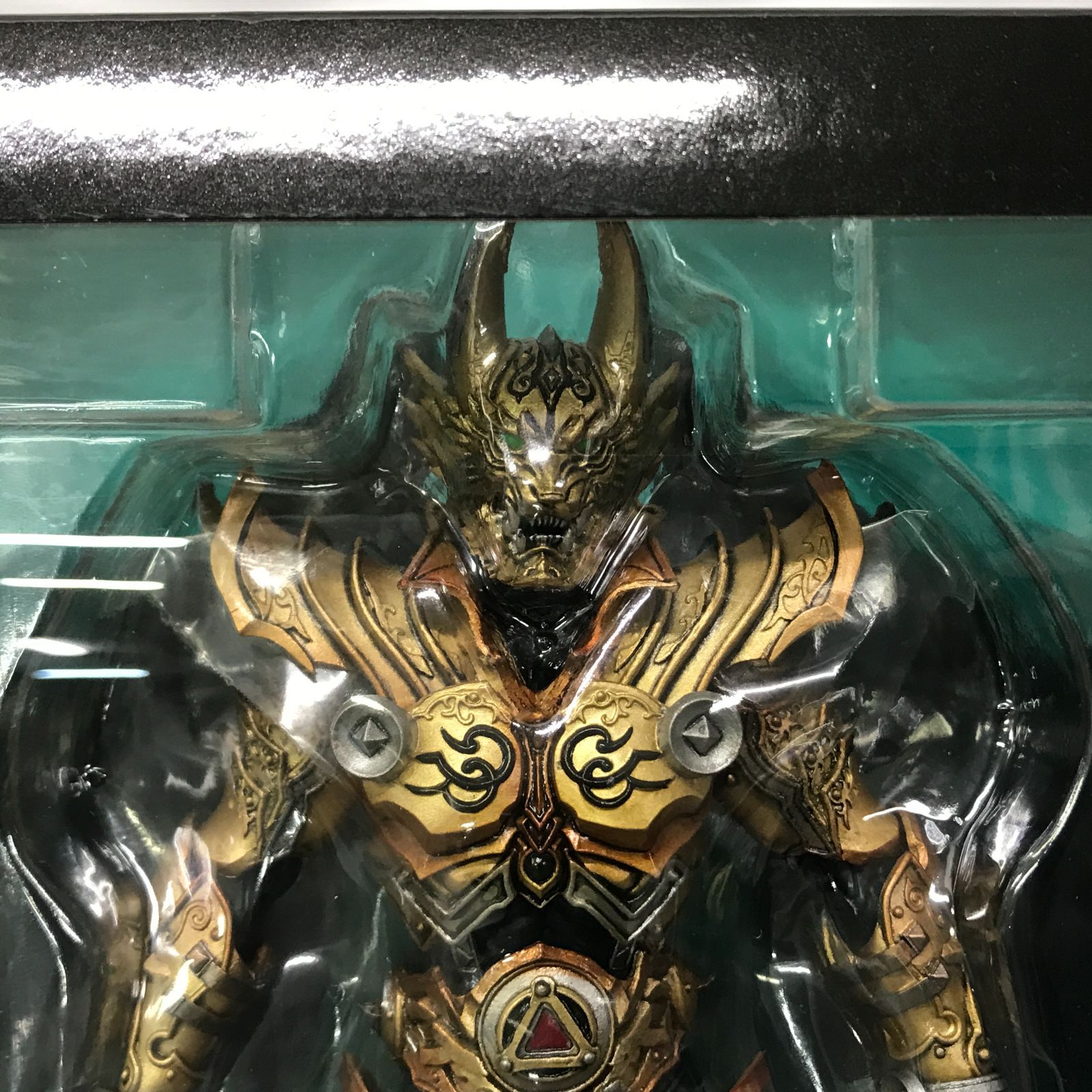 【新品未開封】魔戒可動 黄金騎士 ガロ（冴島鋼牙）10thアニバーサリー 未開封】魔戒可動 黄金騎士ガロ 冴島鋼牙 10th ANNIVERSARY フィギュア