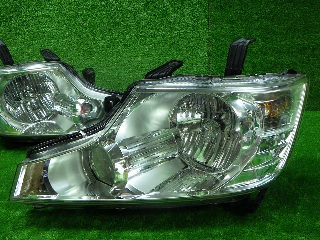 ステップワゴン RK1 RK2 ヘッドライト 左右