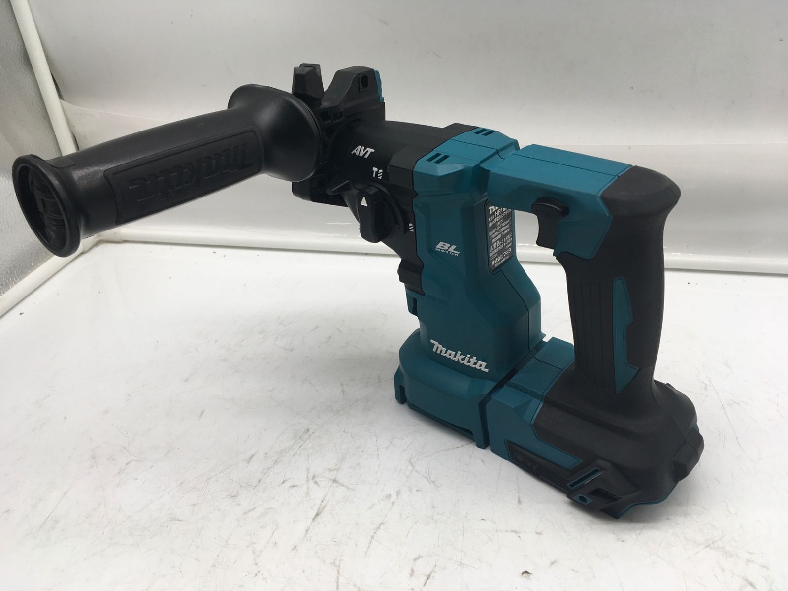 M01