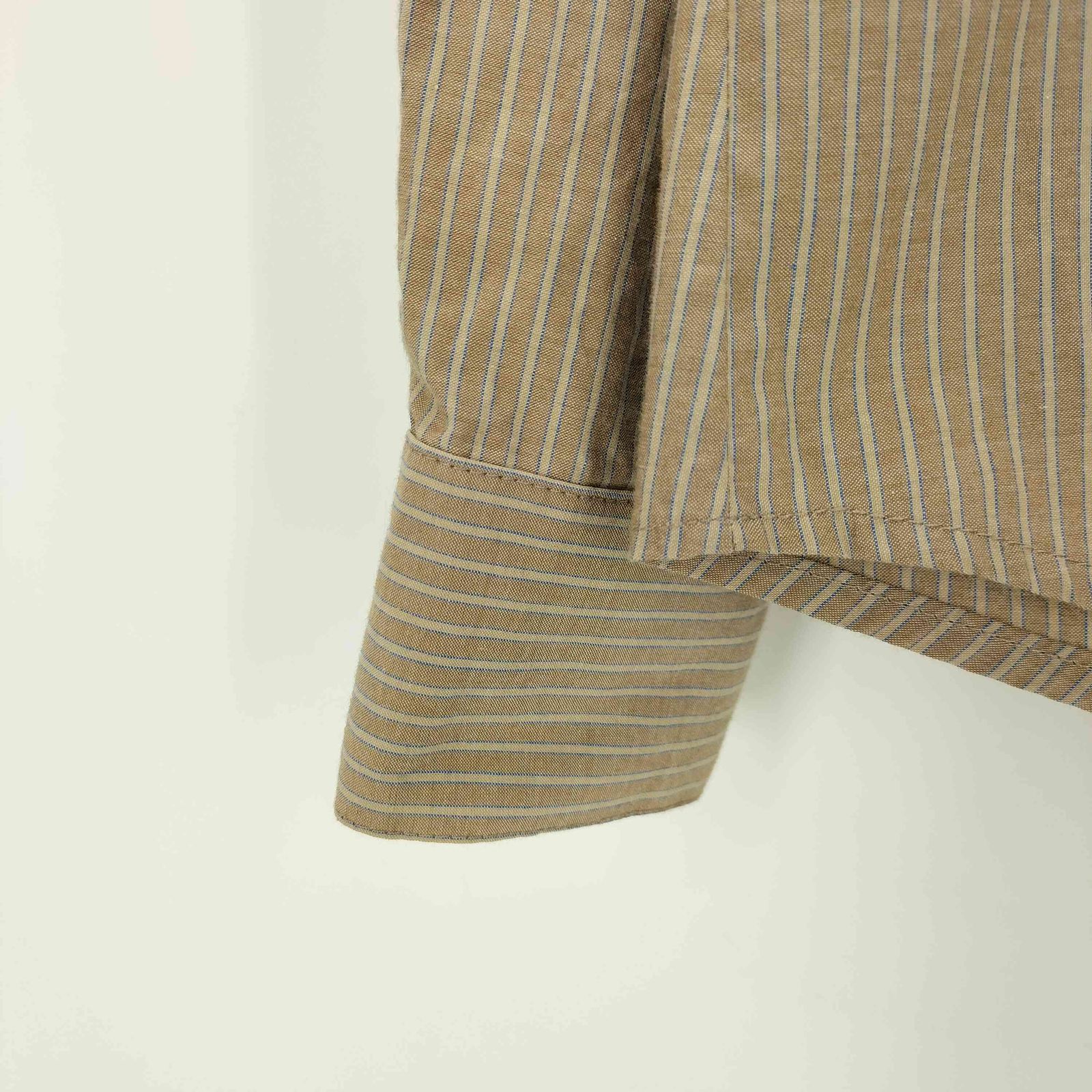 paloma-wool(パロマウール) Donald Stripe Button-Up Shirt レディ 中古 古着 0104 パロマウール paloma-wool Donald Stripe Button-Up Shirt