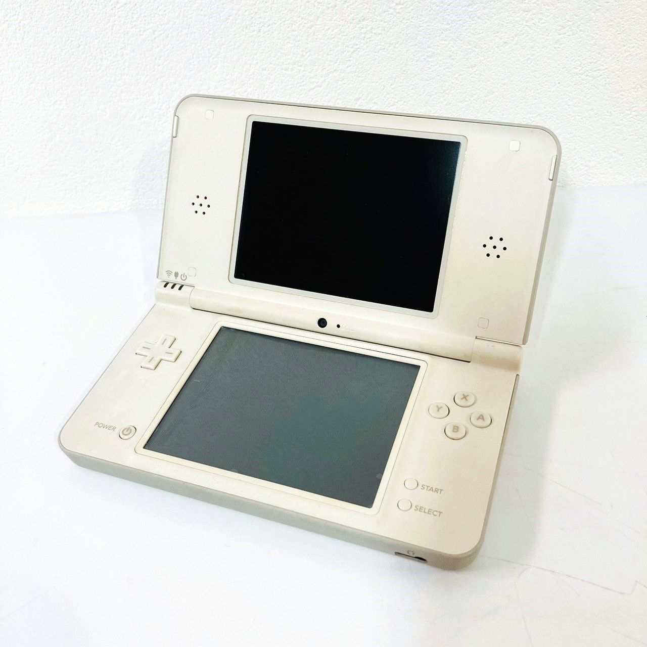 ニンテンドー DS i ホワイト 白 本体 ジャンク品 - 携帯用ゲーム本体