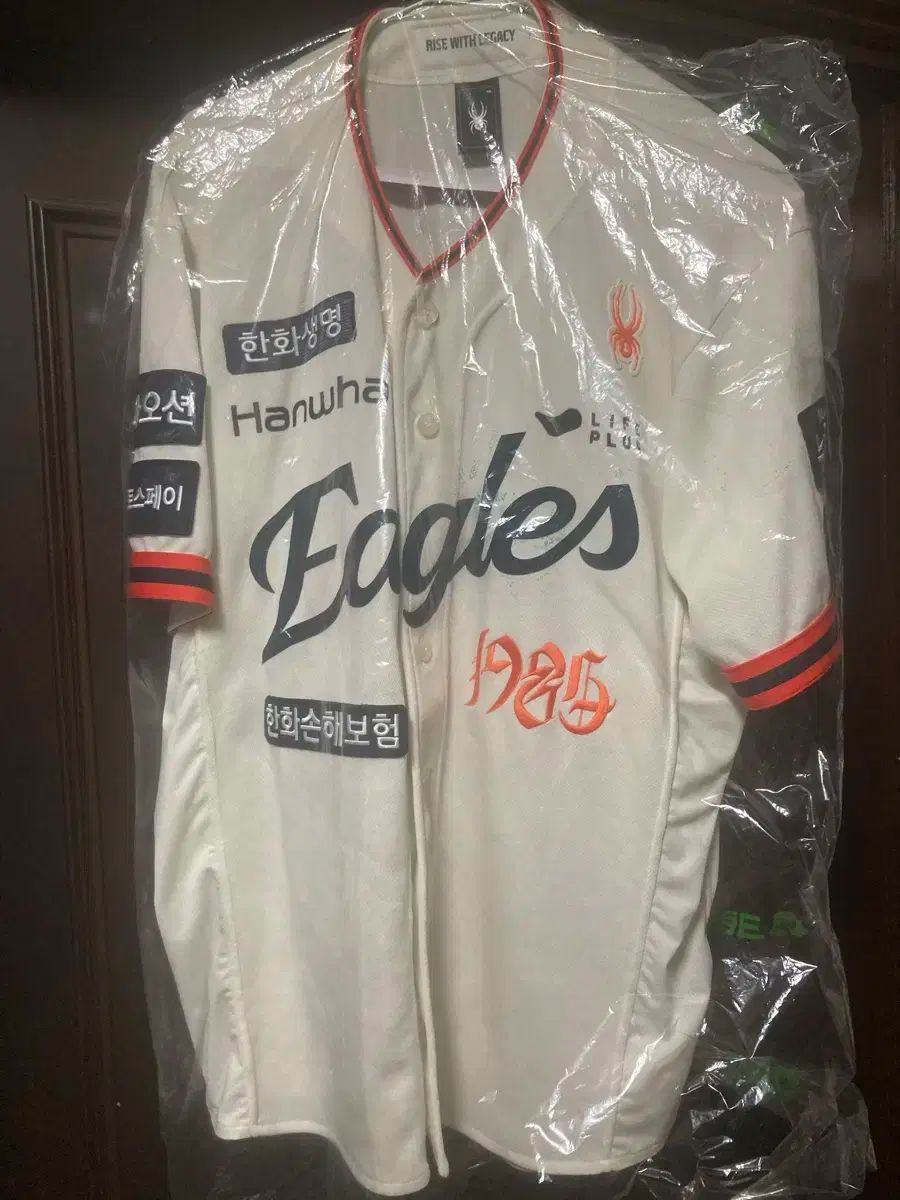 Hanwhae ハンファ アセンティック 40 レガシー 110 サムニフォーム 105
