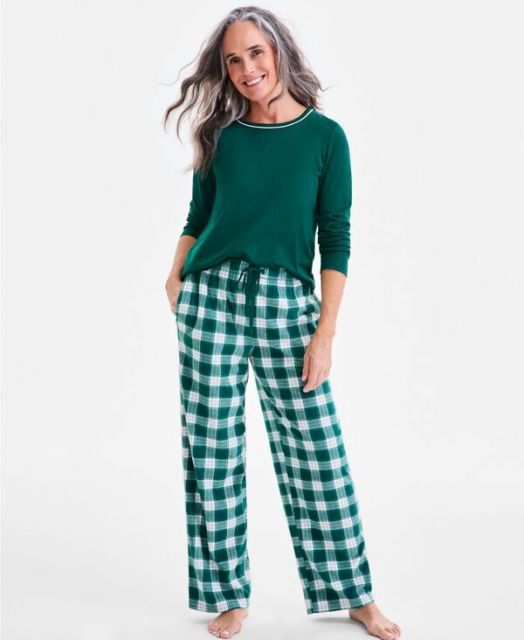 送料無料 チャータークラブ レディース ナイトウェア アンダーウェア Women s Printed Fleece Pajama Pants Green|olive