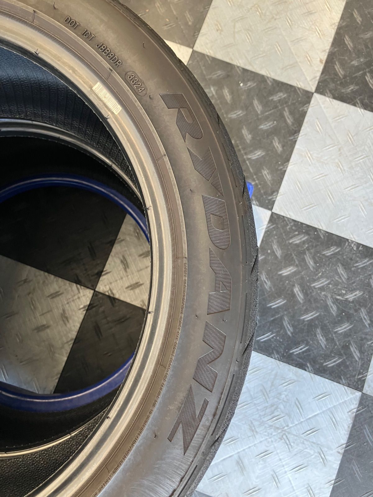 シバタイヤ REVIMAX R23 225/45R17 ×2本中古 送料込み] 225/45R17 94W 2024年製 RYDANZ SHIBATIRE REVIMAX