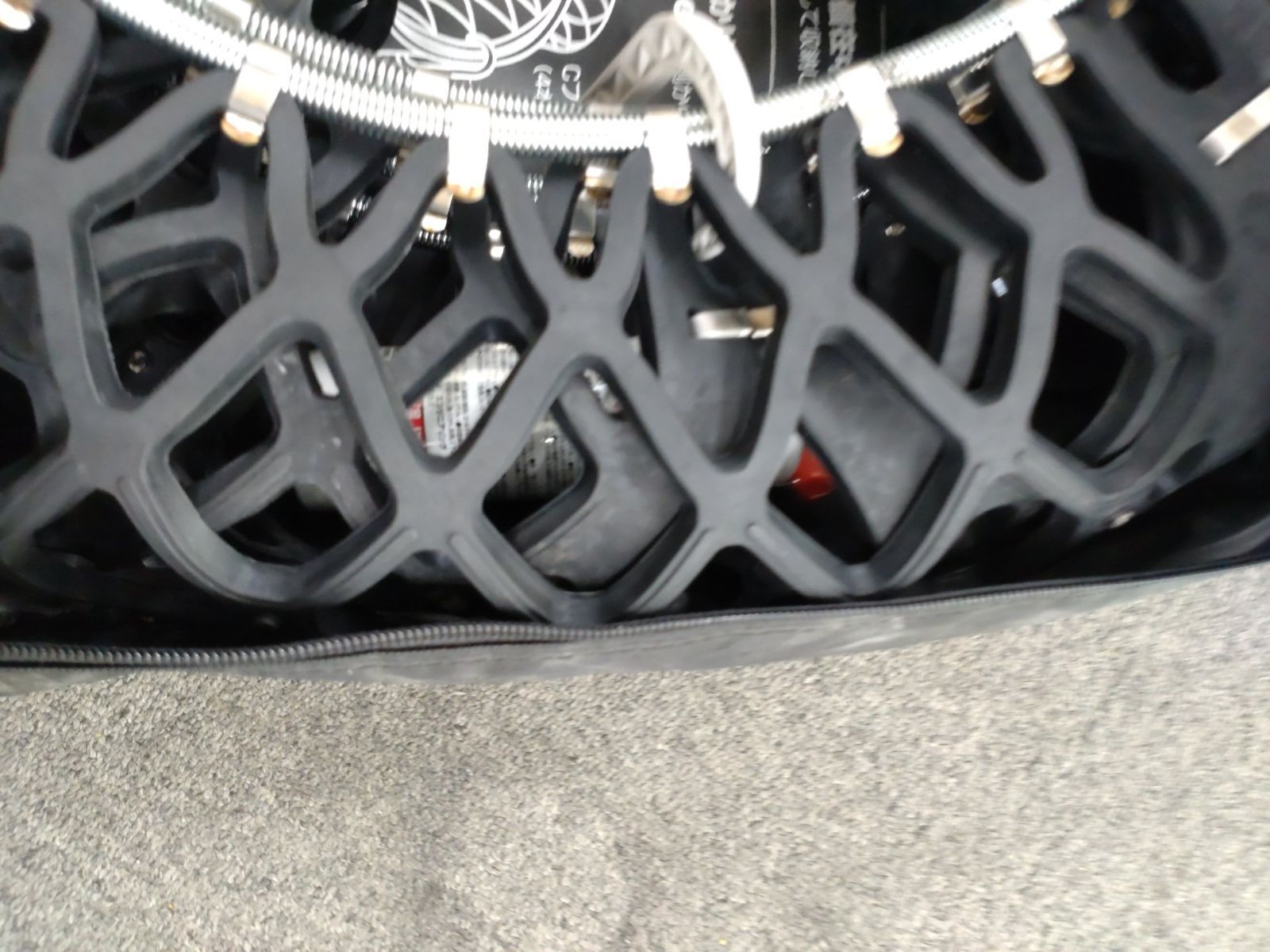 新品未開封 Yeti Snow net 雪用タイヤチェーン Yeti Snow net イエティ