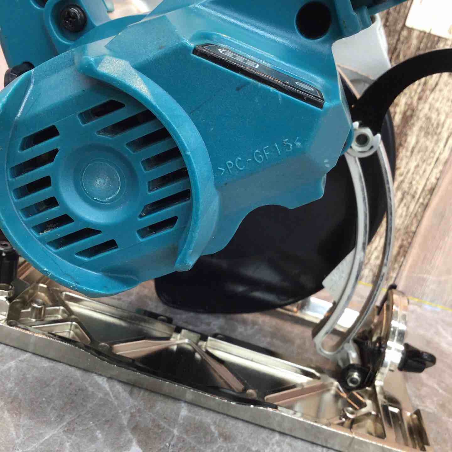 1/8サーパント950R 当時ハイエンドエンジンカー 1/8サーパント950R