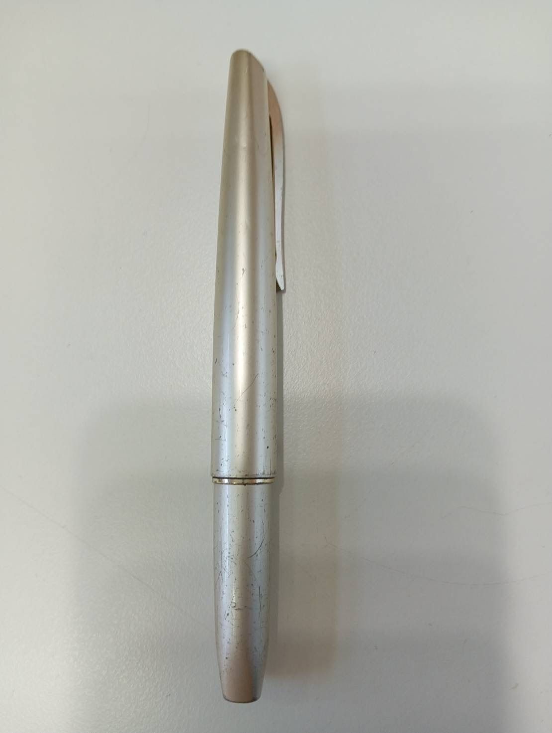 品 PLATINUM プラチナ 万年筆 ペン先14K 地球マーク 文房具 筆記用具 現状品